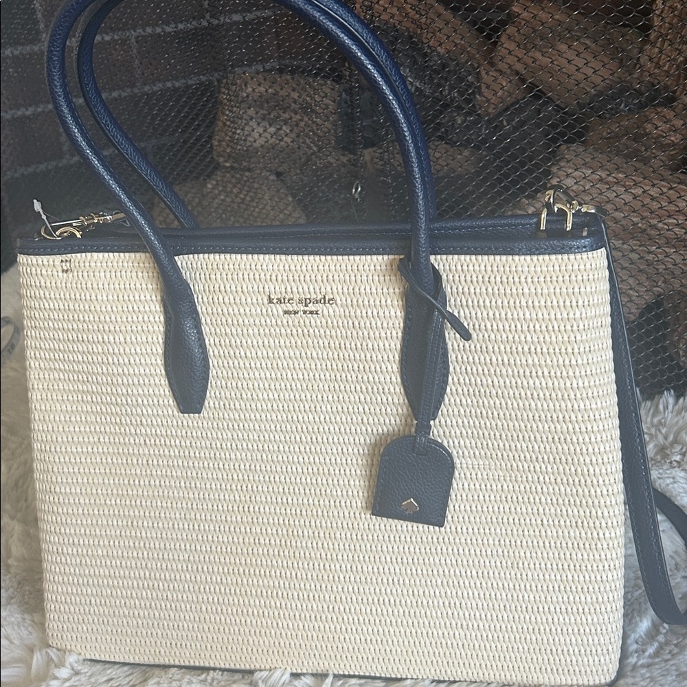 Kate Spade Cream and Blue Tote Bag NWT - Picture 2 of 5